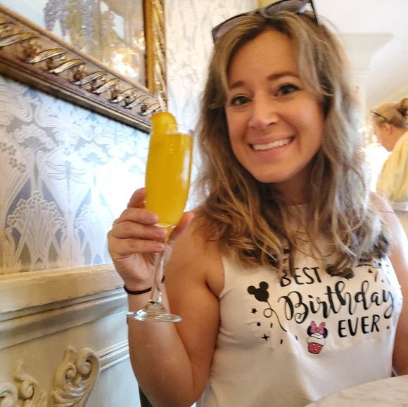 Meet your Posher, Rosalie - Picture 2 of 2